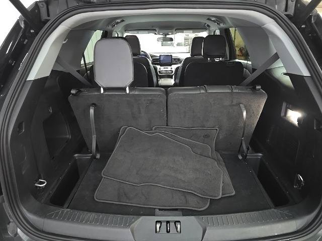 Certified 2024 Ford Explorer XLT w/ Equipment Group 202A AWD/4WD image 17