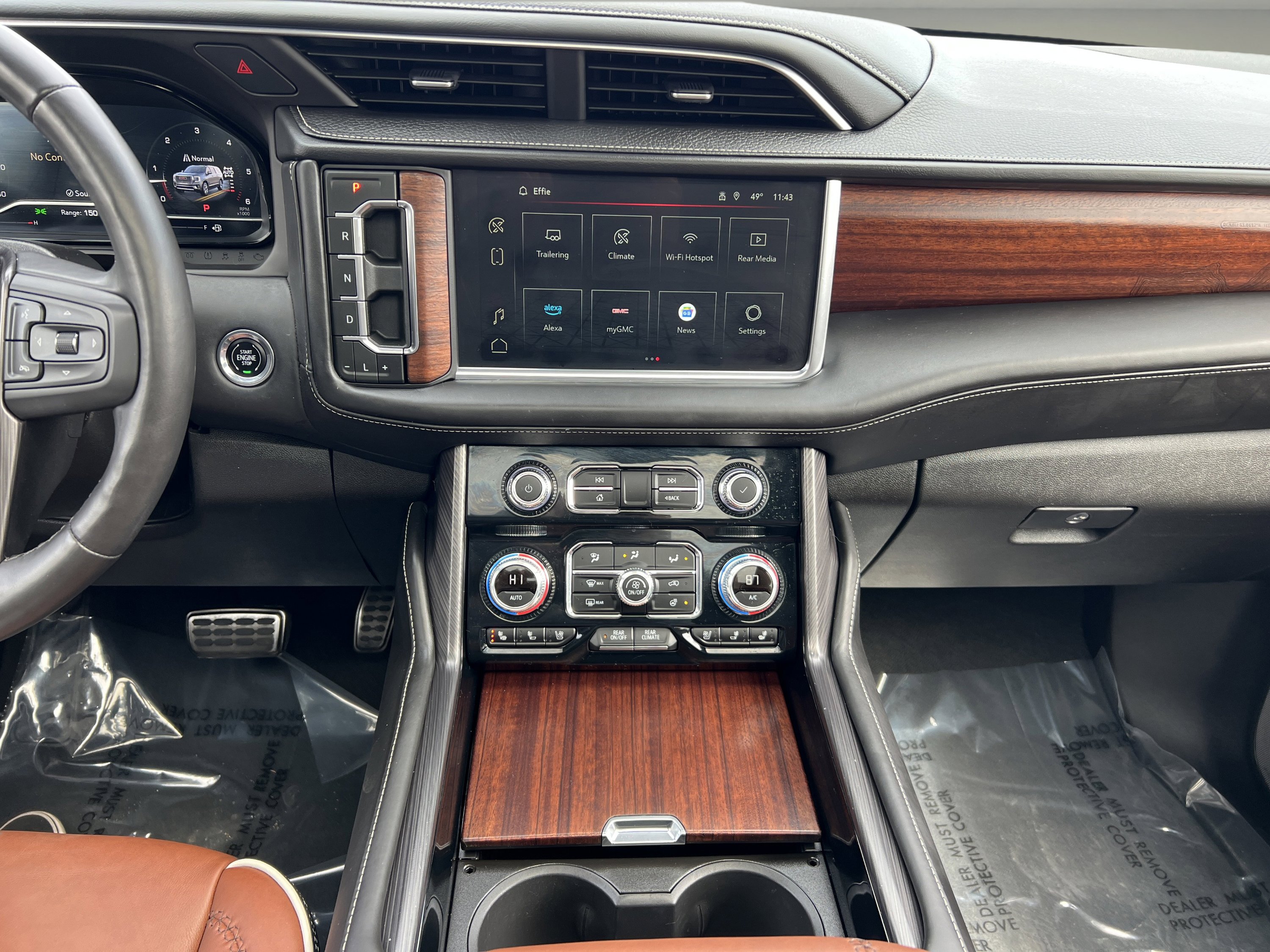 Used 2023 GMC Yukon XL Denali Ultimate image 16