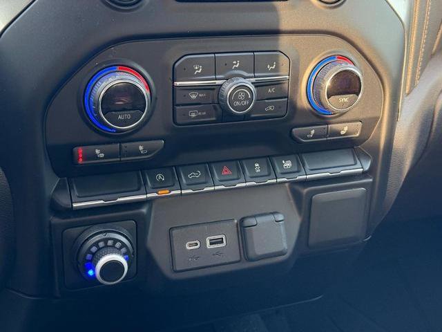 Used 2020 Chevrolet Silverado 1500 LT w/ All-Star Edition image 17