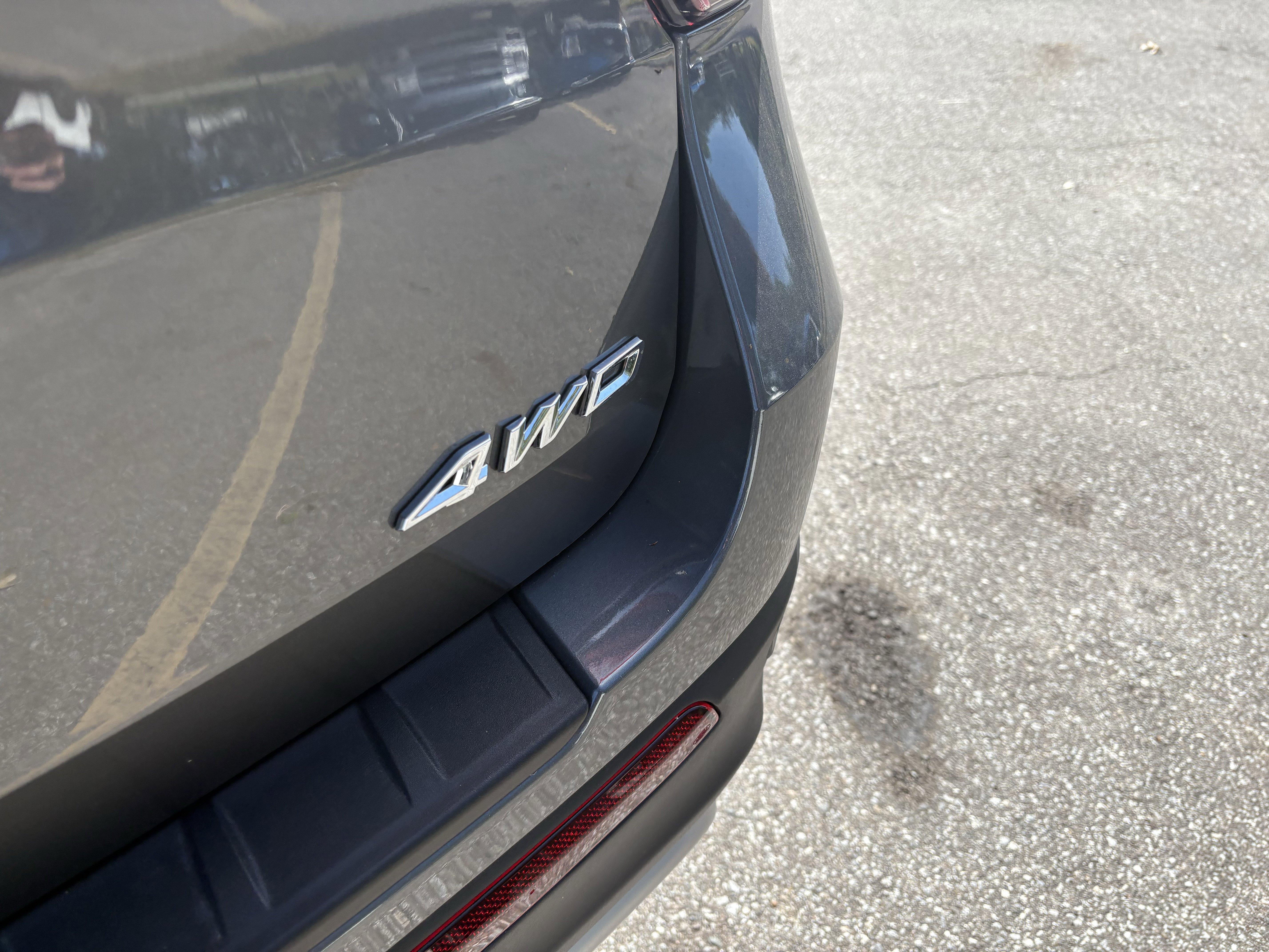 Certified 2025 Ford Explorer Platinum w/ Ultimate Package image 14