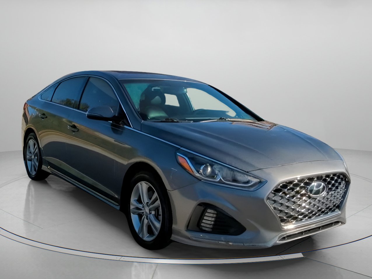 Used 2018 Hyundai Sonata Sport image 2