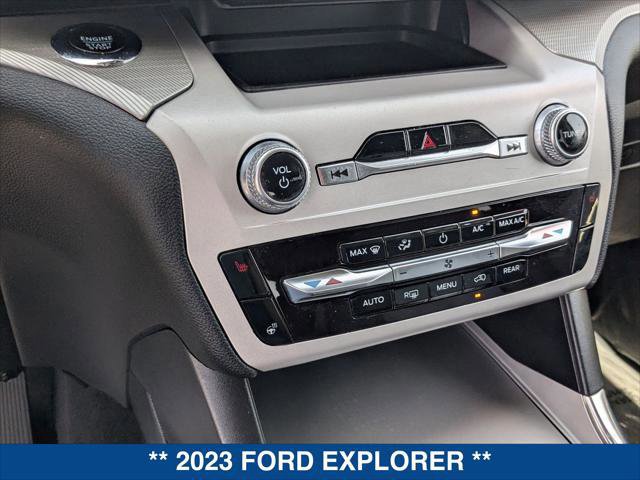 Certified 2023 Ford Explorer XLT w/ Equipment Group 202A AWD/4WD image 17
