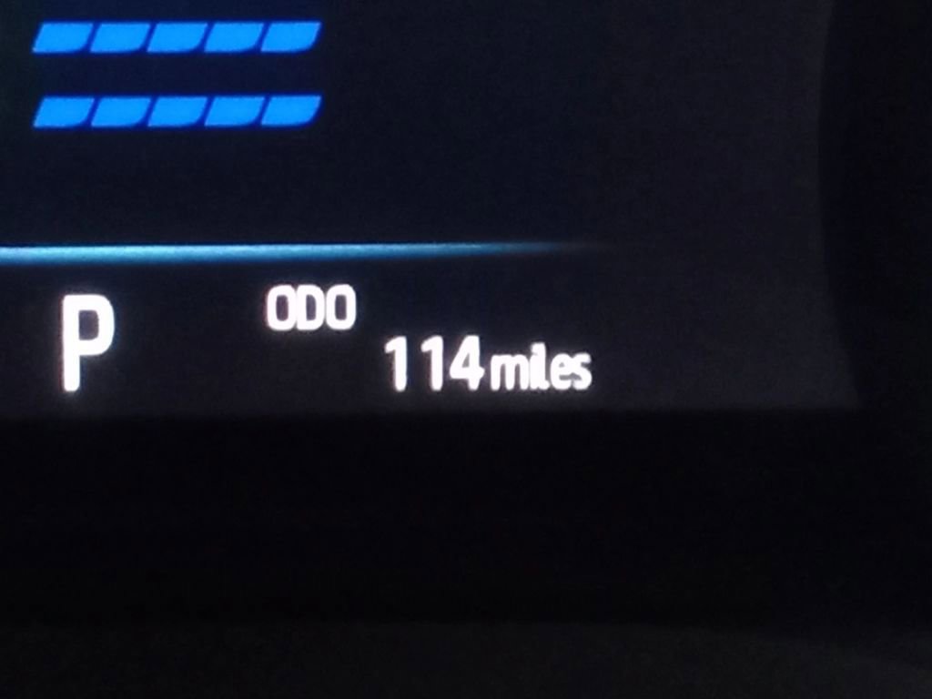 Used 2025 Toyota Sienna LE image 17