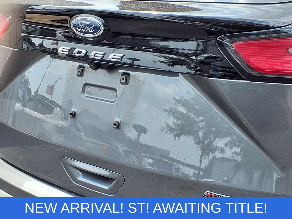 Certified 2024 Ford Edge ST-Line AWD/4WD image 7