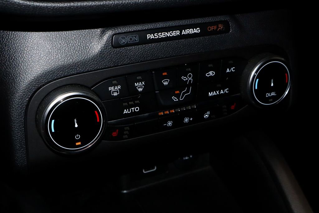 Certified 2024 Ford Escape Active w/ Cold Weather Package image 32