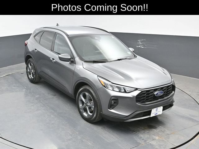 Certified 2025 Ford Escape ST-Line Select AWD/4WD image 17