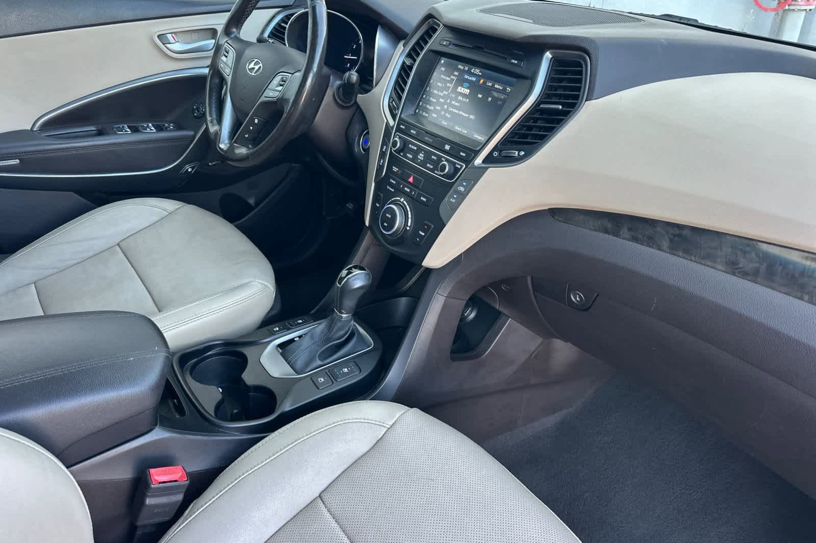 Used 2017 Hyundai Santa Fe Sport AWD/4WD image 16