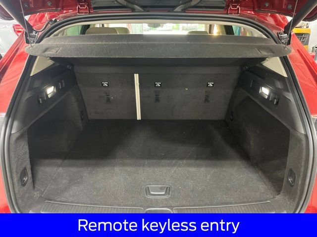 Used 2022 Buick Envision Avenir w/ Technology Package II AWD/4WD image 22