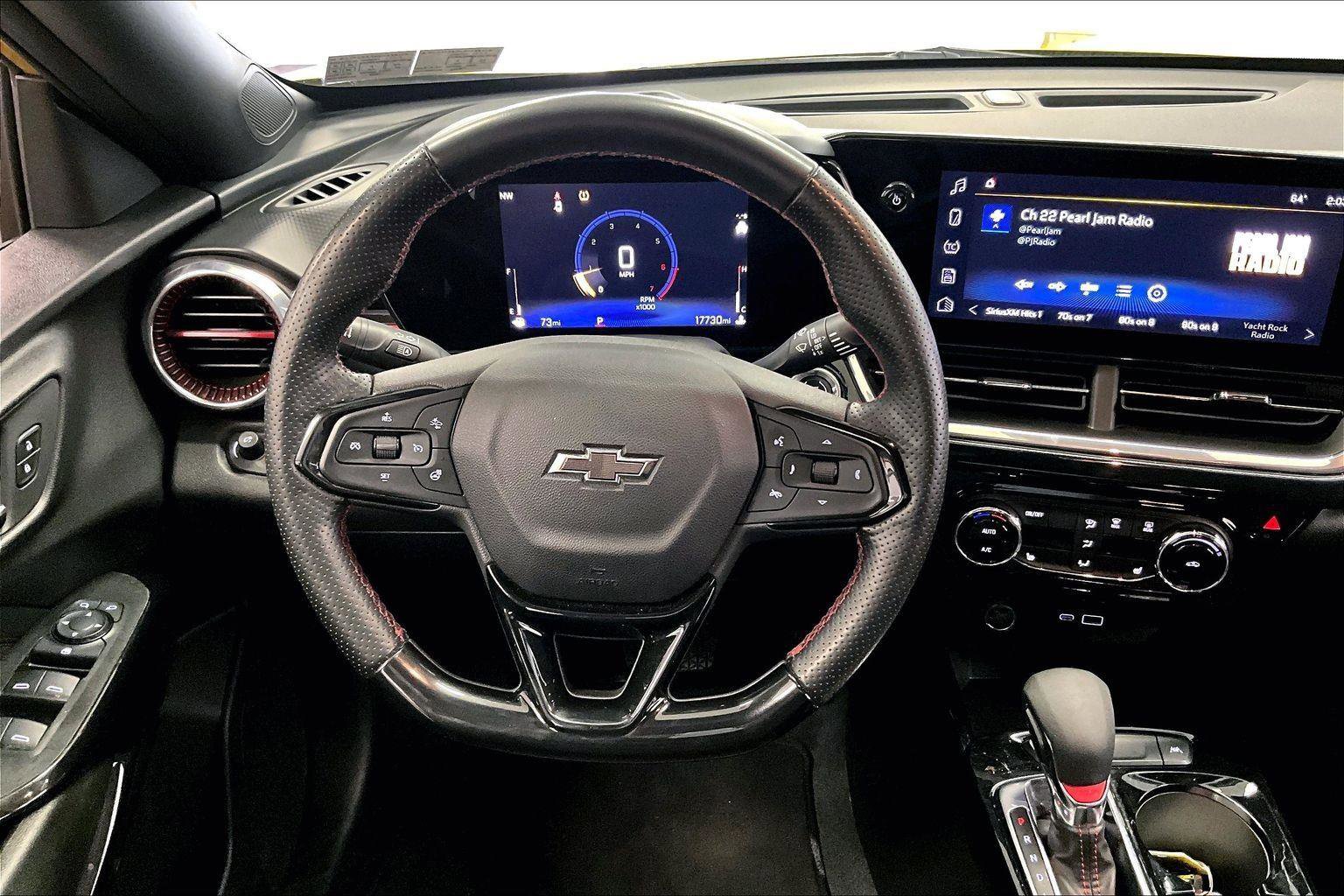 Used 2024 Chevrolet Trax RS w/ Driver Confidence Package image 5