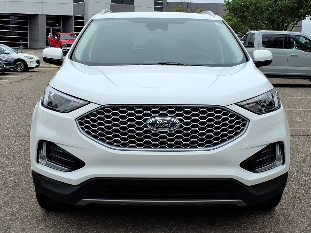 Certified 2024 Ford Edge SEL w/ Convenience Package AWD/4WD image 8