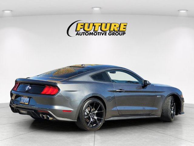 Certified 2020 Ford Mustang Coupe w/ 2.3L High Performance Package RWD image 4