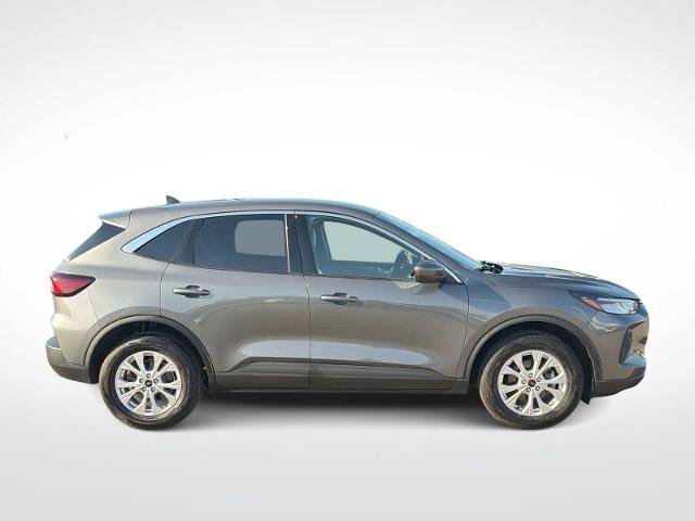 Certified 2023 Ford Escape Active AWD/4WD image 9