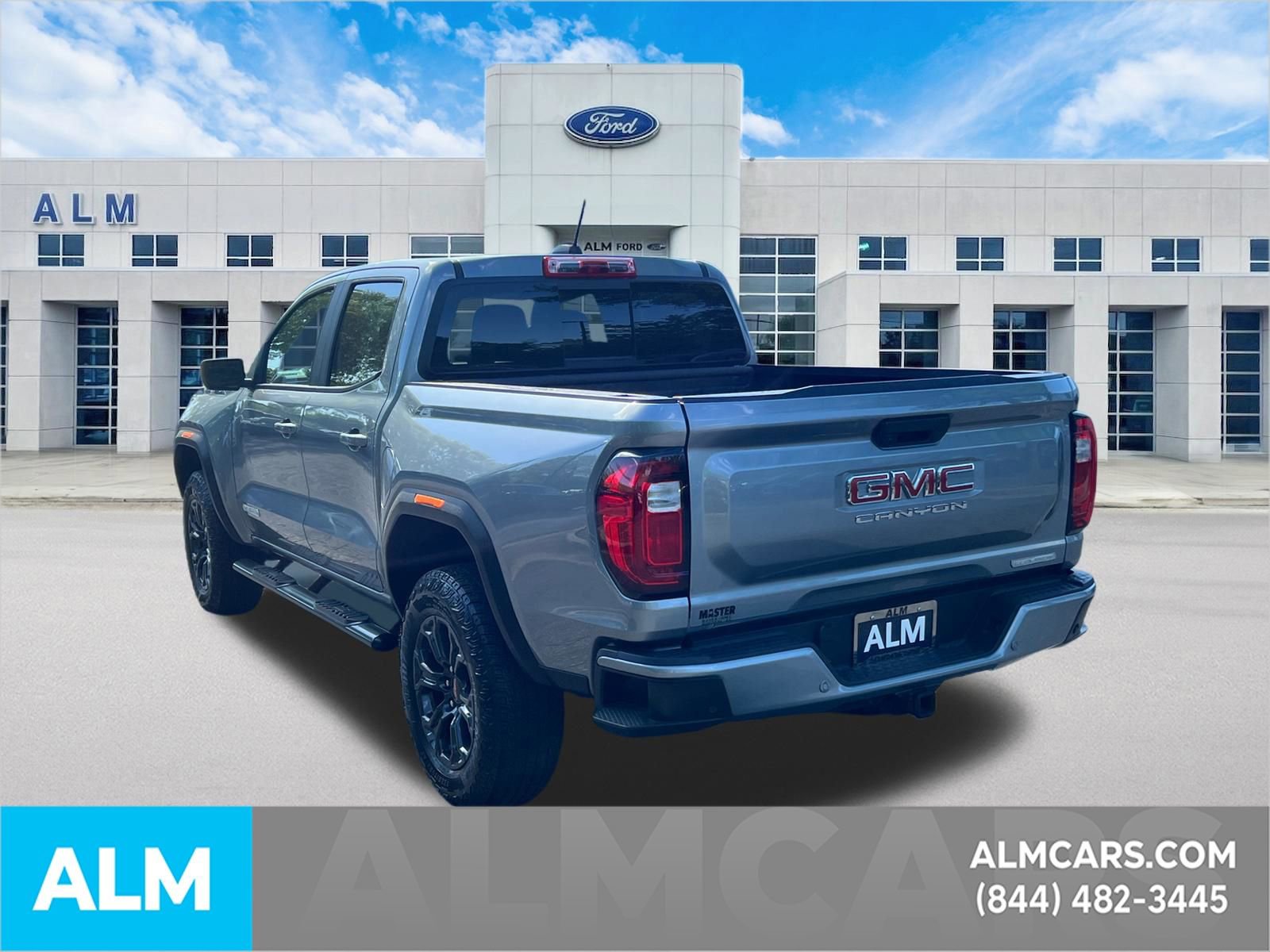 Used 2025 GMC Canyon Elevation RWD image 8