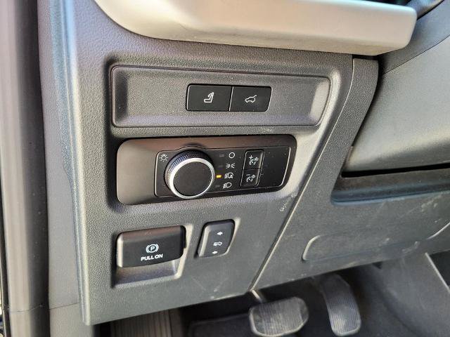 Certified 2024 Ford Expedition XLT RWD image 25