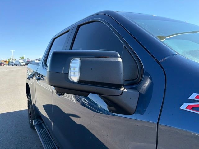 Used 2022 Chevrolet Silverado 1500 LT Trail Boss w/ LT Trail Boss Premium Package AWD/4WD image 6