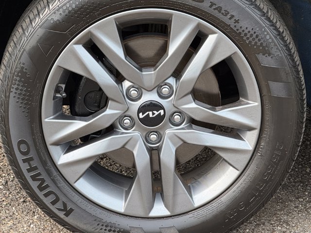 Used 2023 Kia Seltos LX AWD/4WD image 16