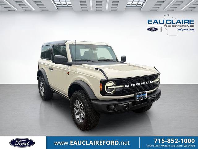 Certified 2025 Ford Bronco Badlands AWD/4WD image 1
