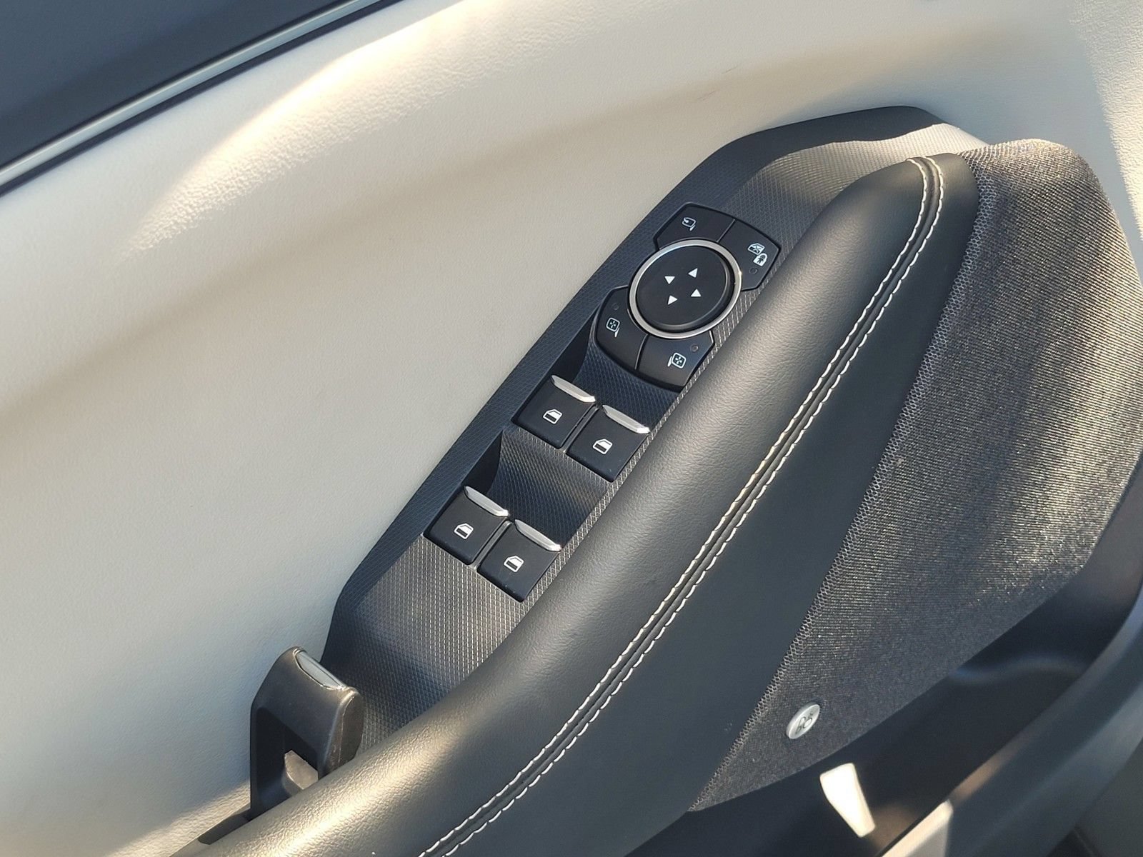 Certified 2023 Ford Mustang Mach-E Premium AWD/4WD image 17