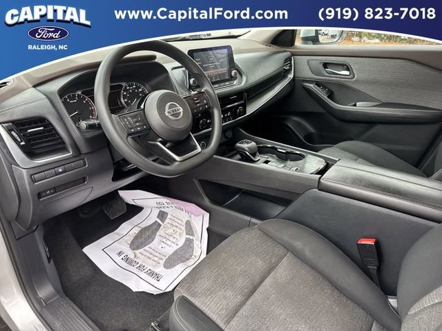 Used 2021 Nissan Rogue SV image 18