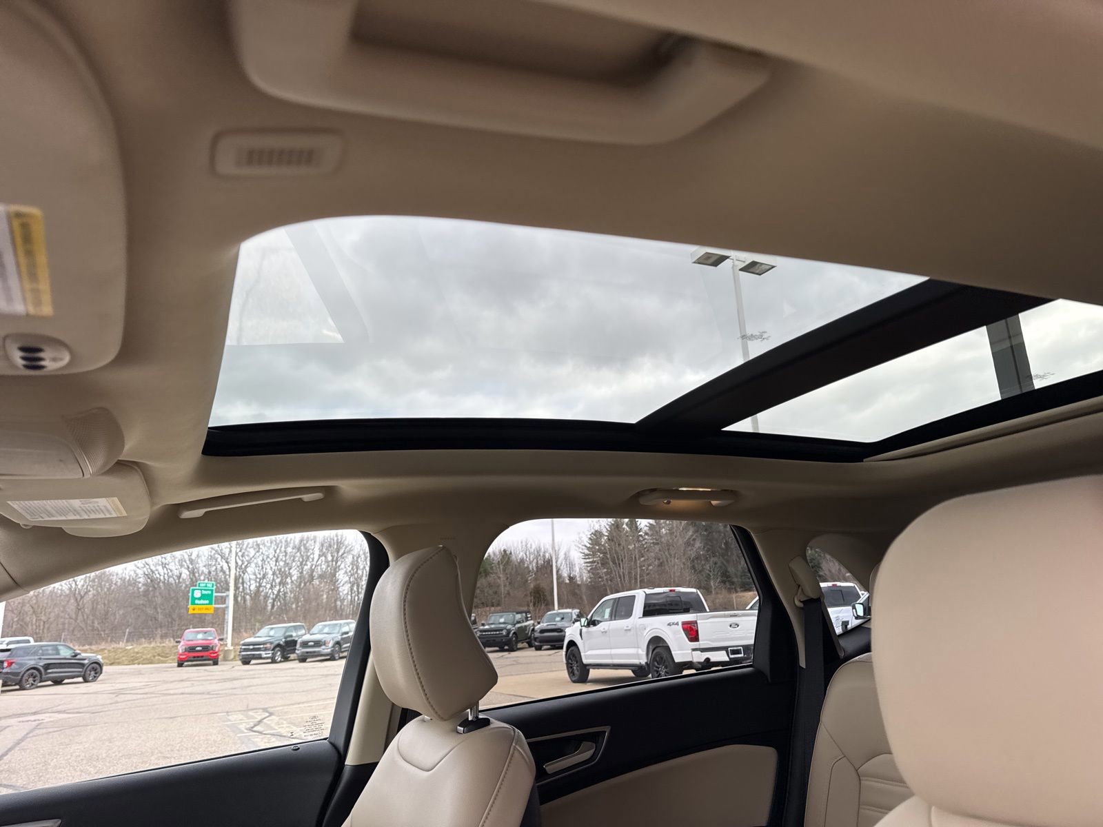 Certified 2023 Ford Edge SEL w/ Convenience Package image 24