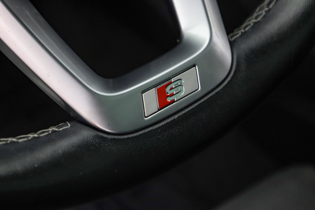 Used 2021 Audi SQ5 Premium Plus w/ Premium Plus Package image 16