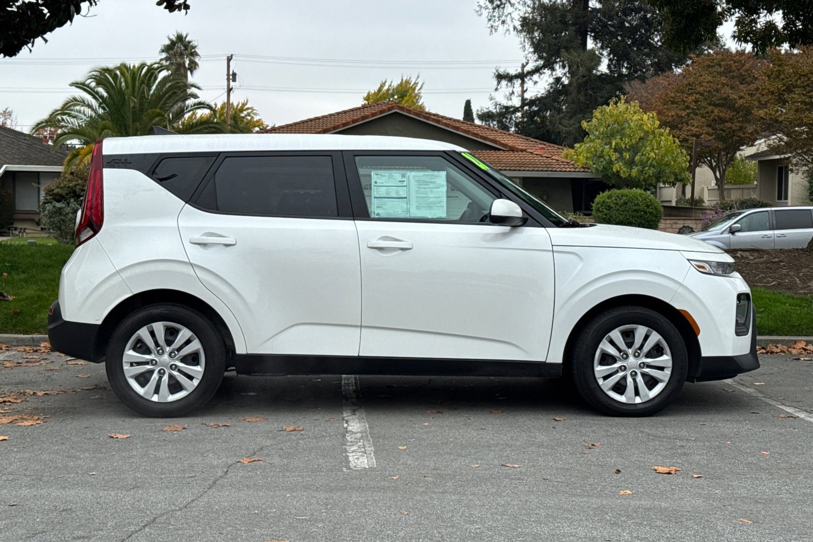 Used 2021 Kia Soul LX image 6