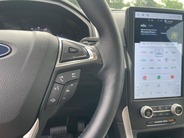 Certified 2024 Ford Edge SEL w/ Convenience Package AWD/4WD image 38