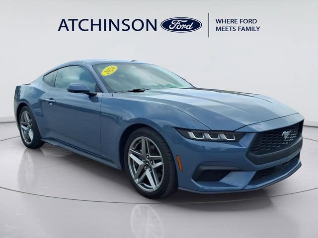 Certified 2024 Ford Mustang Coupe RWD image 3