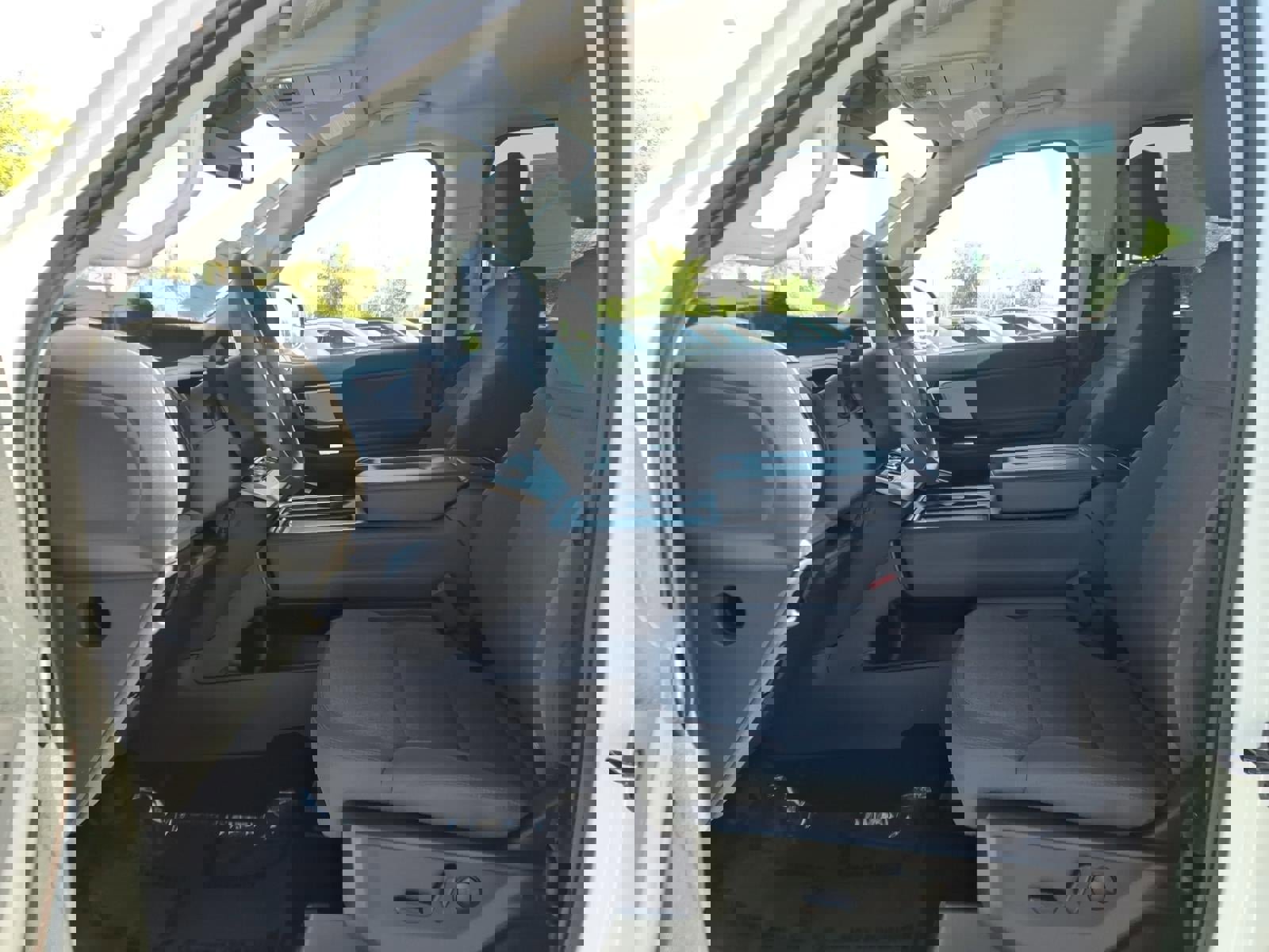 Certified 2025 Ford Expedition Active image 24