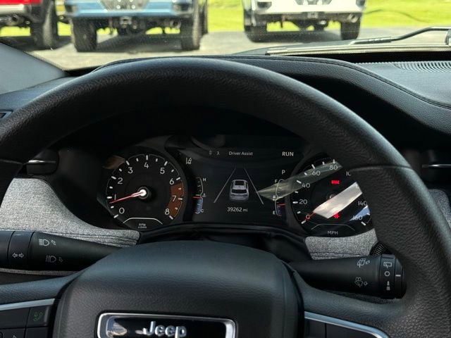 Used 2024 Jeep Compass Sport AWD/4WD image 8