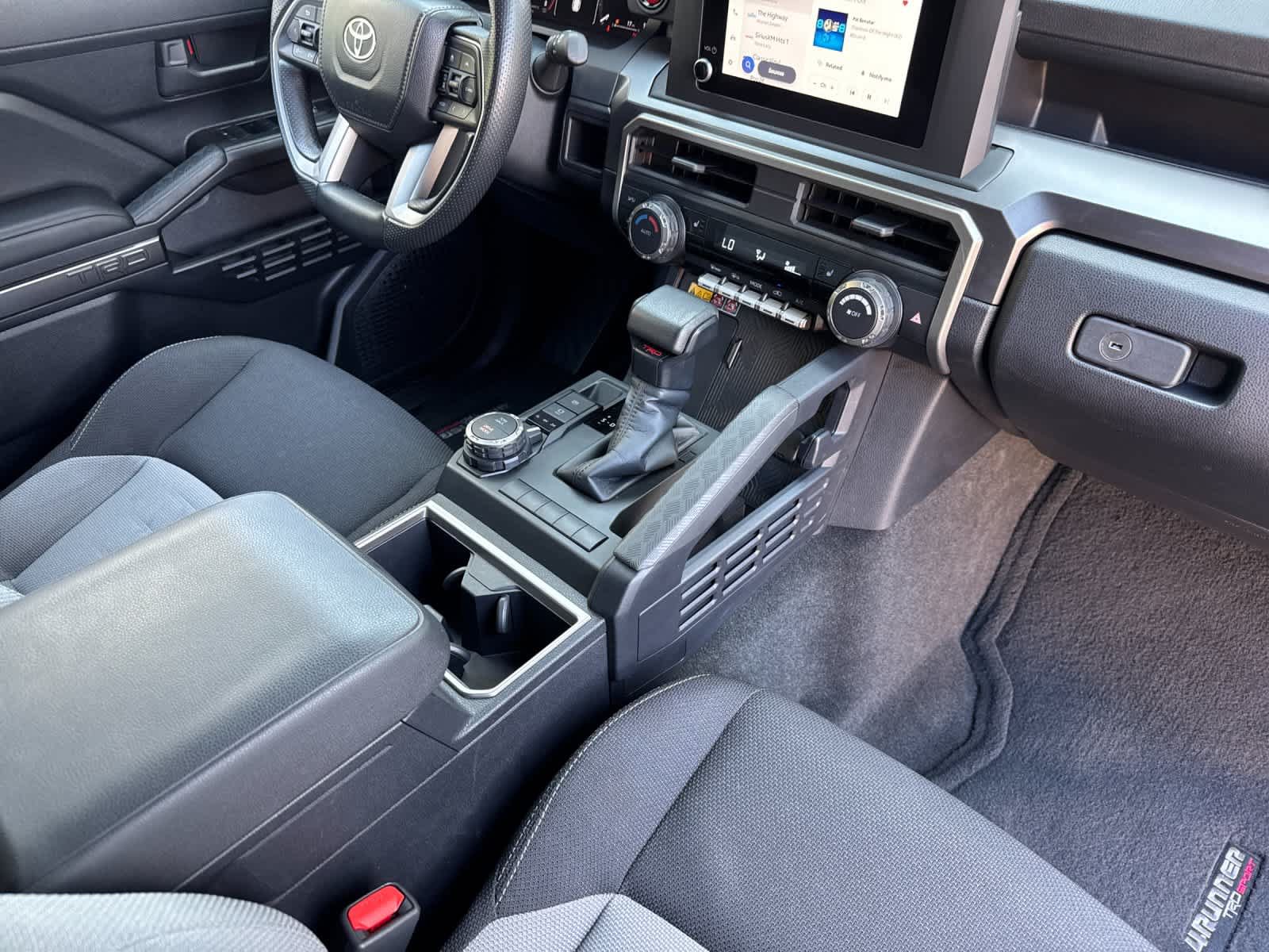Used 2025 Toyota 4Runner TRD Sport AWD/4WD image 16