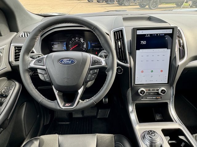 Certified 2023 Ford Edge ST AWD/4WD image 16