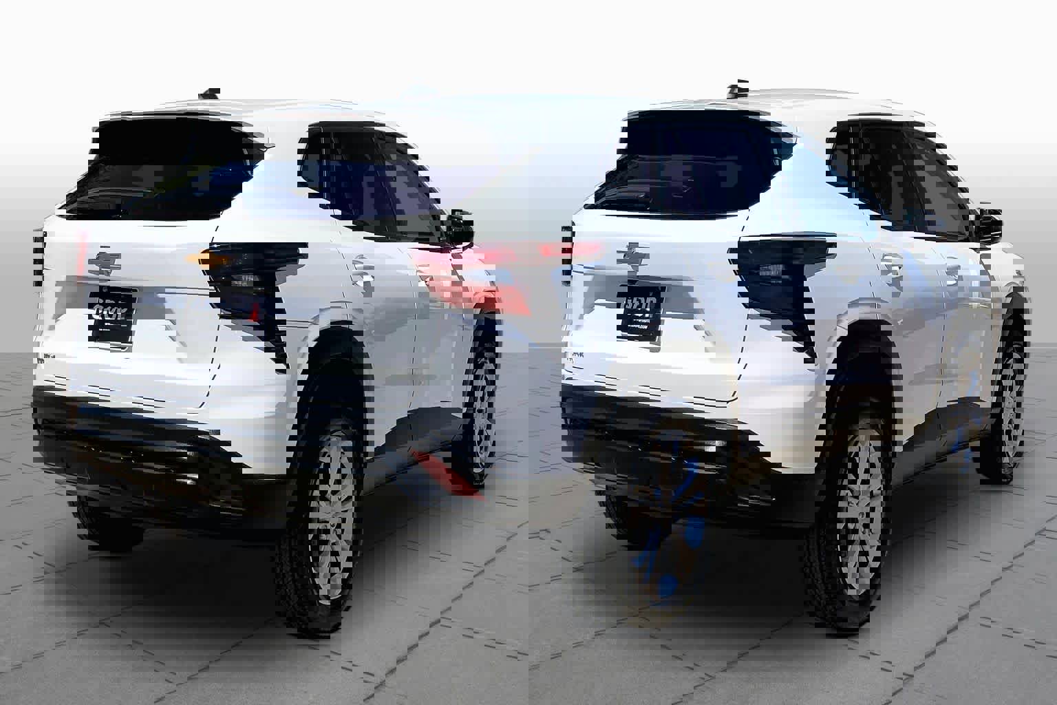 Used 2025 Chevrolet Trax LS image 3