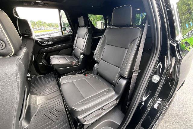 Used 2023 GMC Yukon SLT w/ SLT Premium Package AWD/4WD image 26