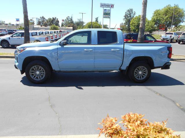 Used 2025 Chevrolet Colorado LT w/ LT Convenience Package AWD/4WD image 4