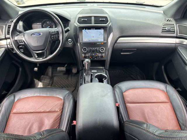 Certified 2019 Ford Explorer XLT w/ Equipment Group 202A FWD image 18