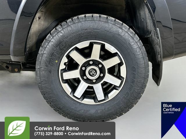 Used 2023 Toyota 4Runner TRD Off-Road Premium w/ Moonroof Package AWD/4WD image 35