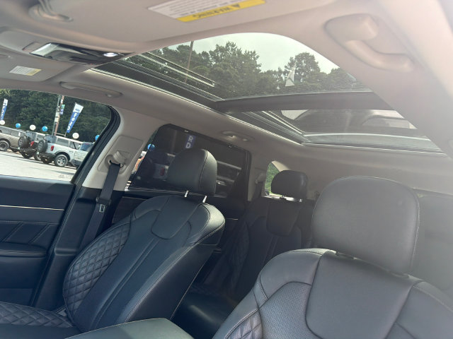 Used 2023 Kia Sorento SX Prestige AWD/4WD image 34