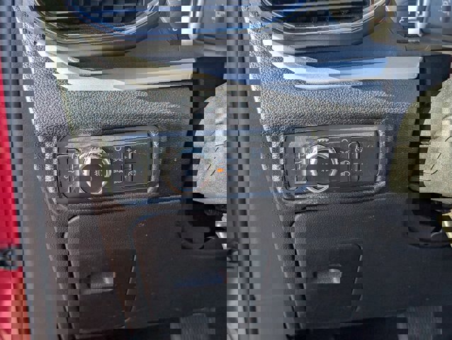 Certified 2022 Ford Explorer XLT w/ Equipment Group 202A image 24