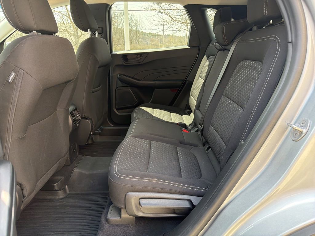Certified 2023 Ford Escape Active AWD/4WD image 17