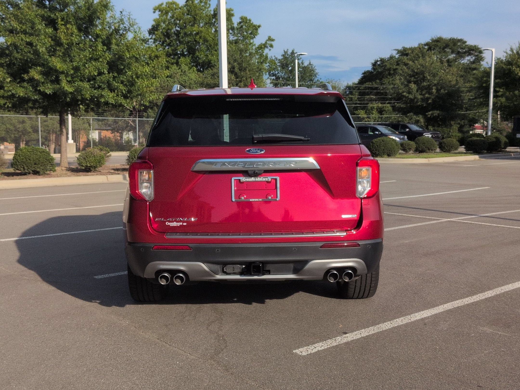 Certified 2020 Ford Explorer Platinum w/ Premium Technology Package AWD/4WD image 5