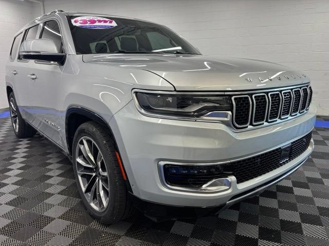Used 2022 Jeep Wagoneer Series III w/ Premium Group I AWD/4WD image 12
