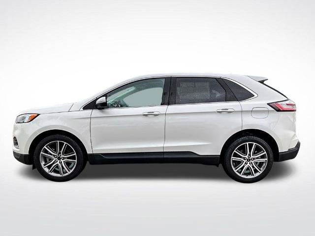 Certified 2024 Ford Edge Titanium w/ Equipment Group 301A AWD/4WD image 2