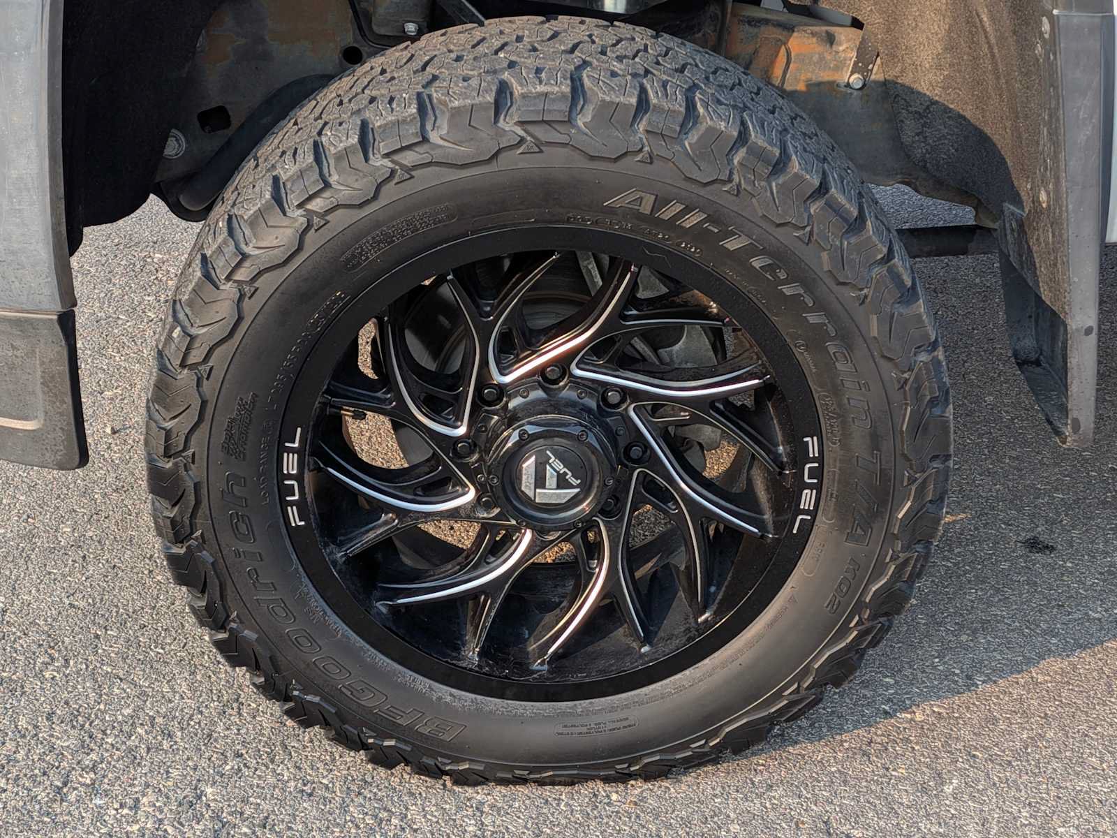 Used 2018 GMC Sierra 3500 SLT AWD/4WD image 12