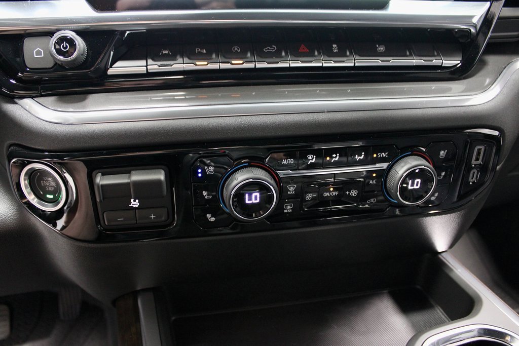 Used 2025 Chevrolet Silverado 1500 High Country w/ Technology Package image 37