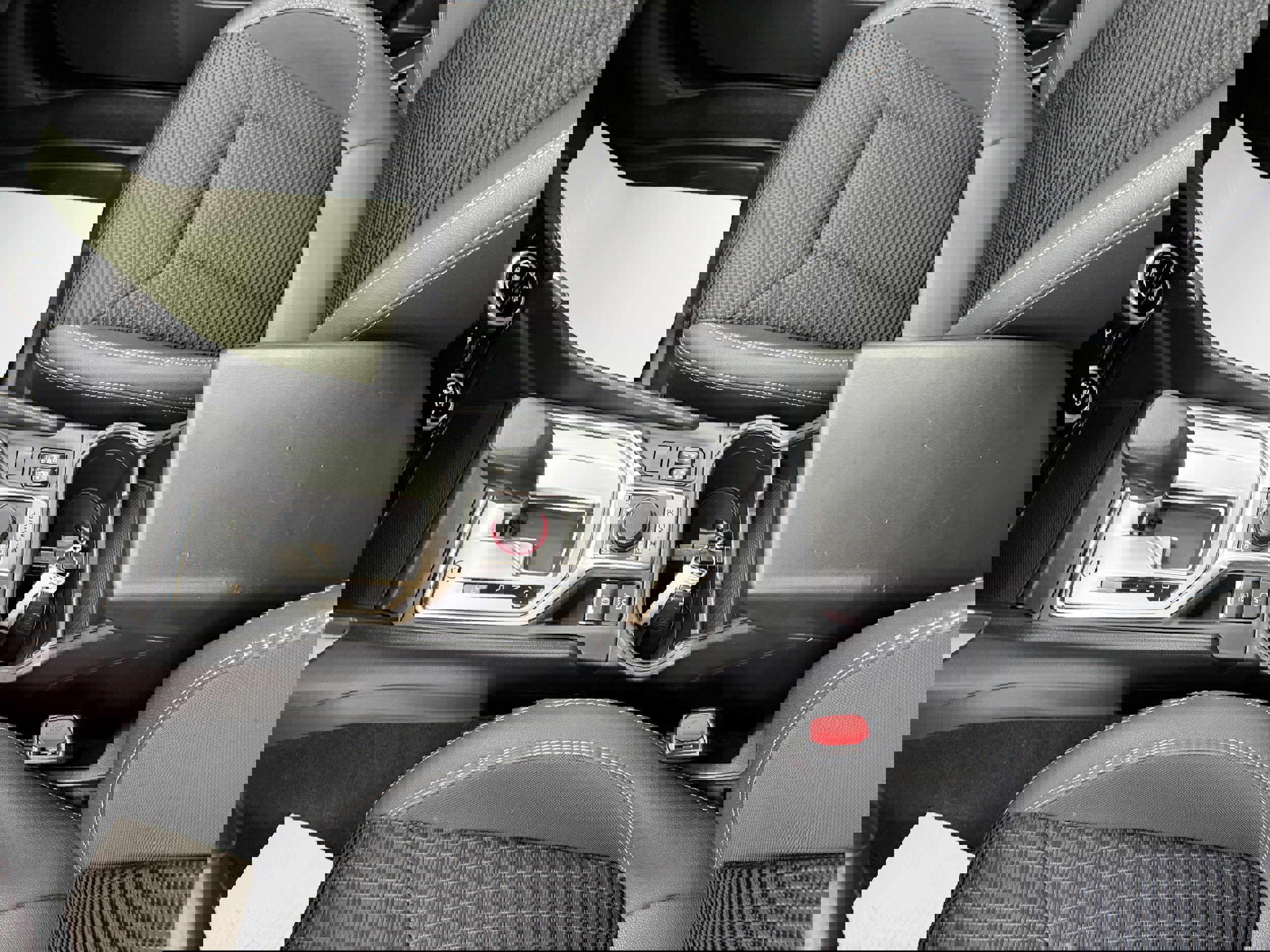 Used 2020 Subaru Forester Premium w/ Popular Package #1 image 16