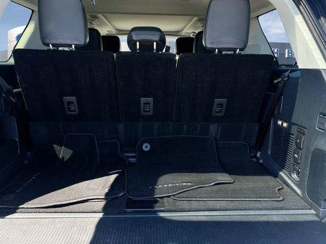Certified 2025 Ford Expedition Platinum w/ Driver's Package AWD/4WD image 19
