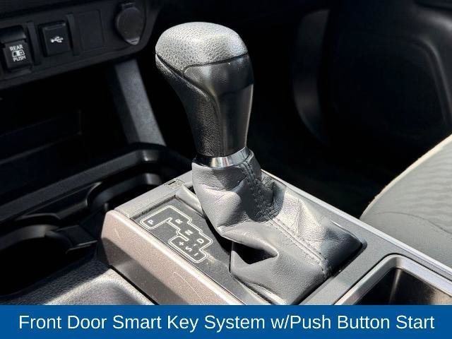 Used 2023 Toyota Tacoma SR5 AWD/4WD image 8