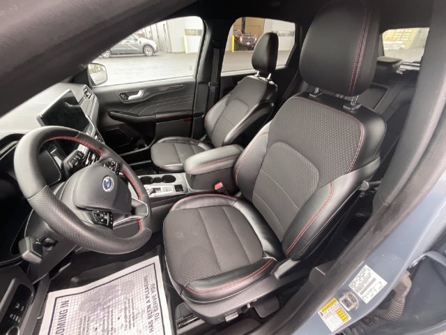 Certified 2024 Ford Escape ST-Line w/ Tech Pack #1 AWD/4WD image 12