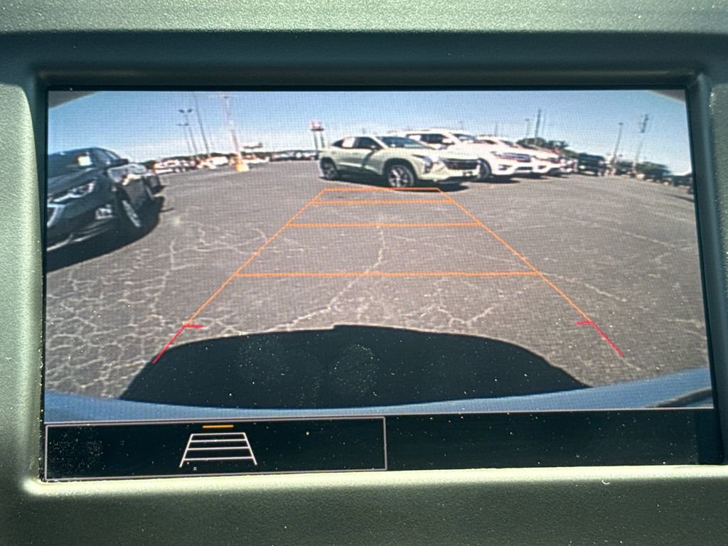 Used 2023 Chevrolet Equinox LS w/ LS Convenience Package image 29